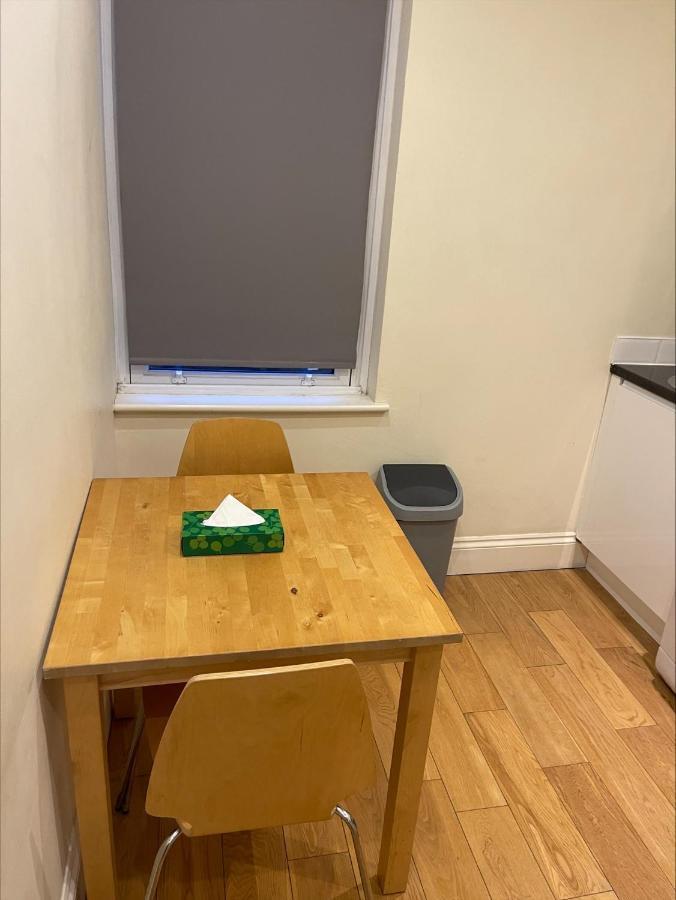Sootheus - Soho71 Apartment London Bagian luar foto